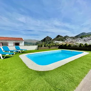 casitas-sierra-de-libar.es-andalucia.com/