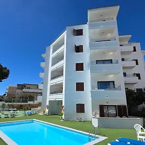 marina-palmanova-apartamentos.balearic-islands.net/